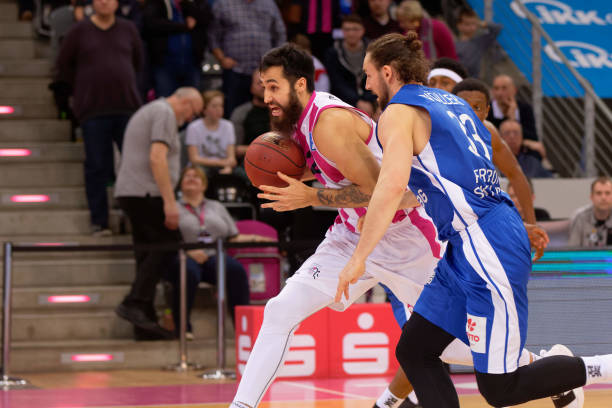 迪亚斯等人 迪亚斯等人