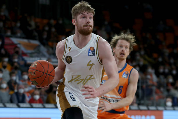 史情感来看 史情感来看